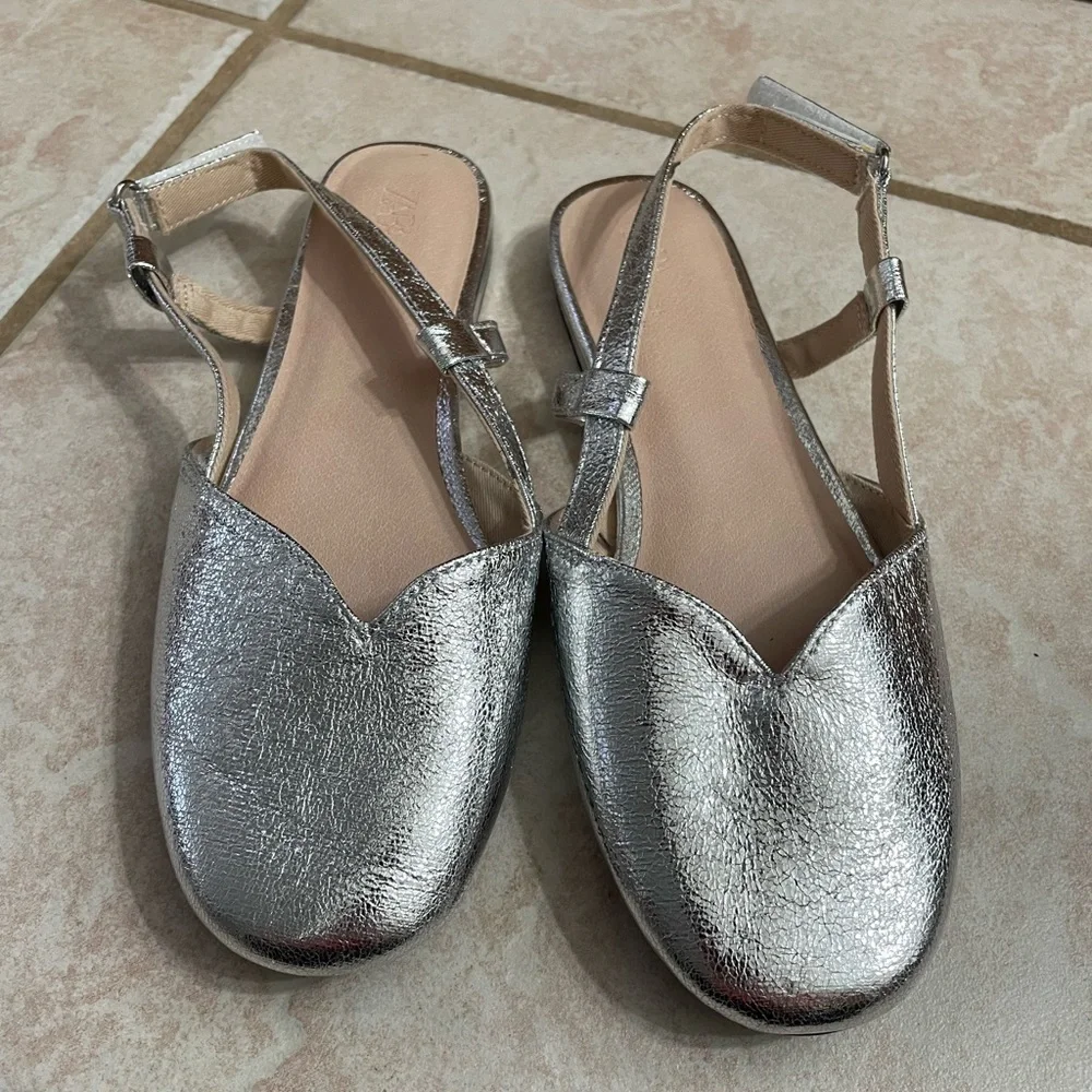 Zara Girls size 36 Silver Sling back shoes